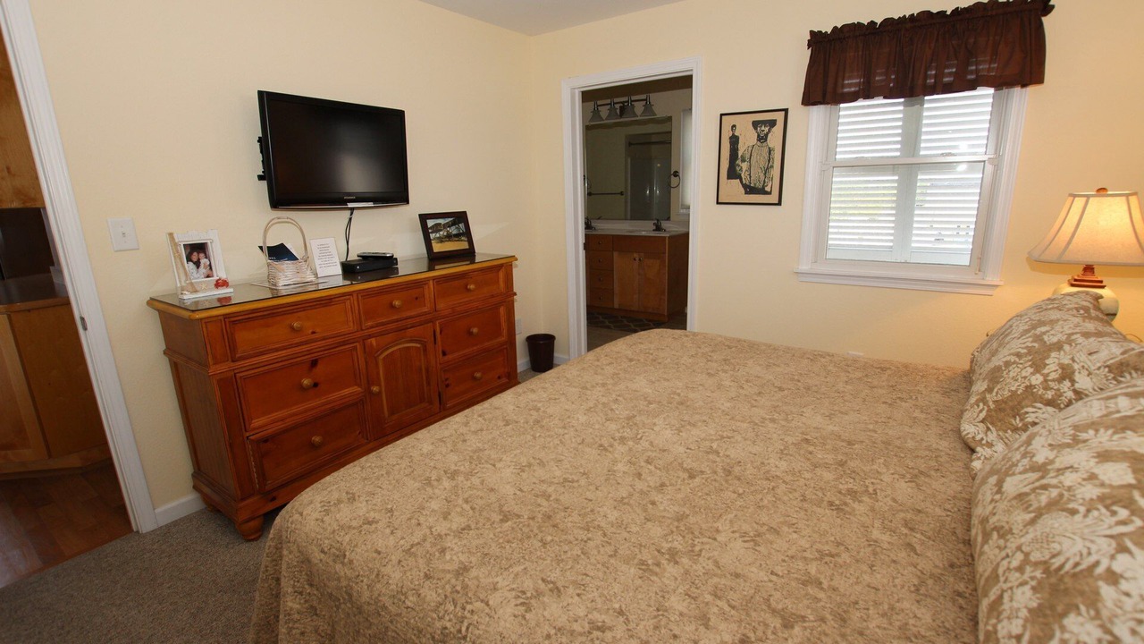 Photo of Bedroom in Kill Devil Hills