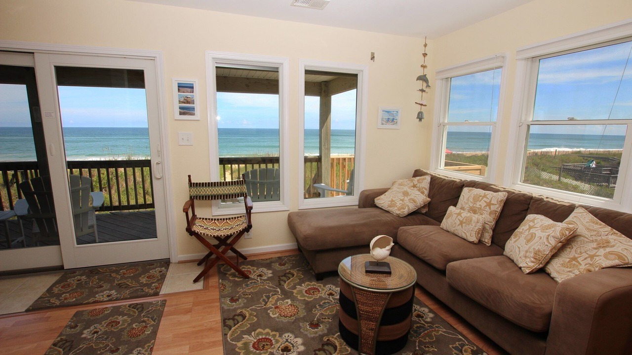 Photo of Livingroom in Kill Devil Hills