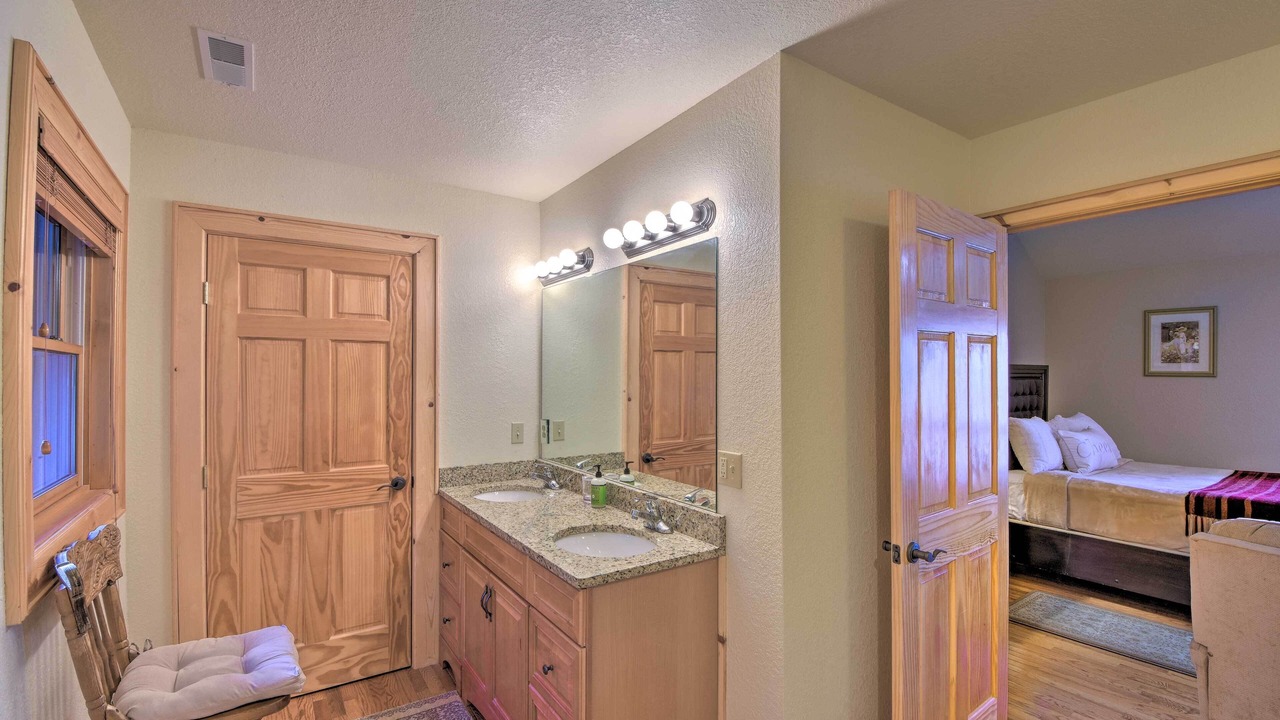 Photo of Bathroom in Santeetlah