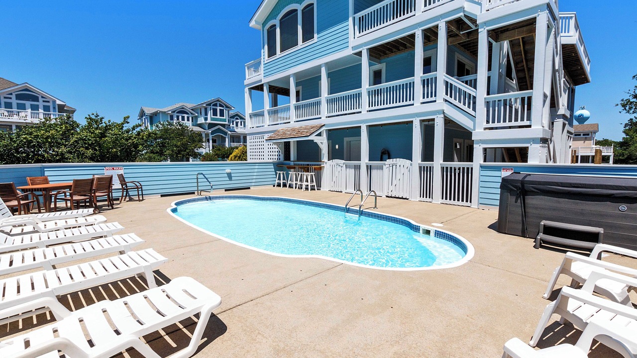 Photo of Outdoor in Corolla Light