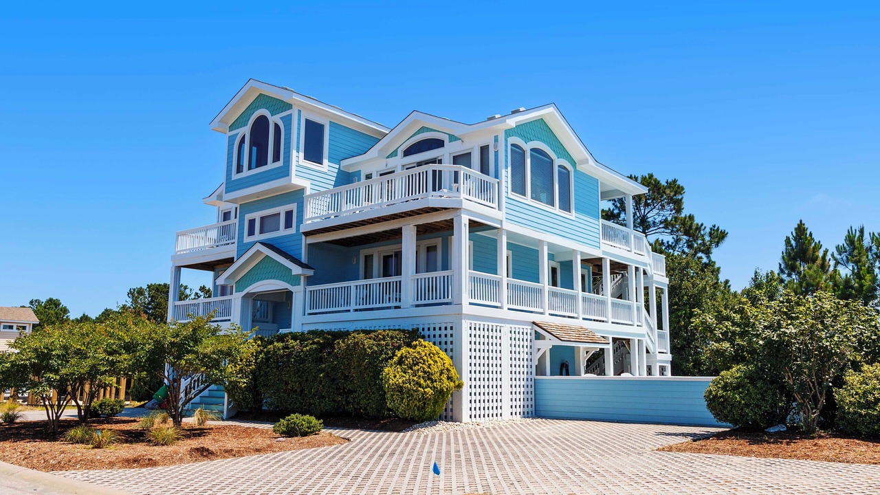 Photo of Outdoor in Corolla Light