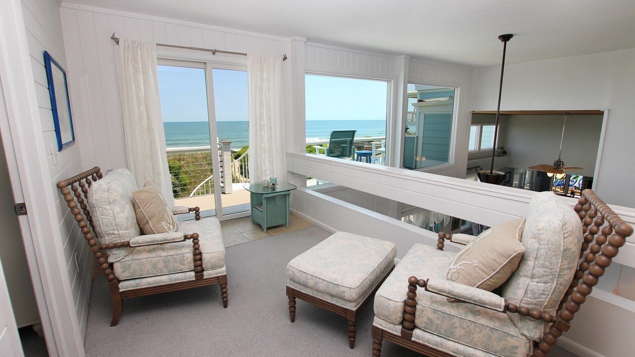 Photo of Others in Whalehead Beach