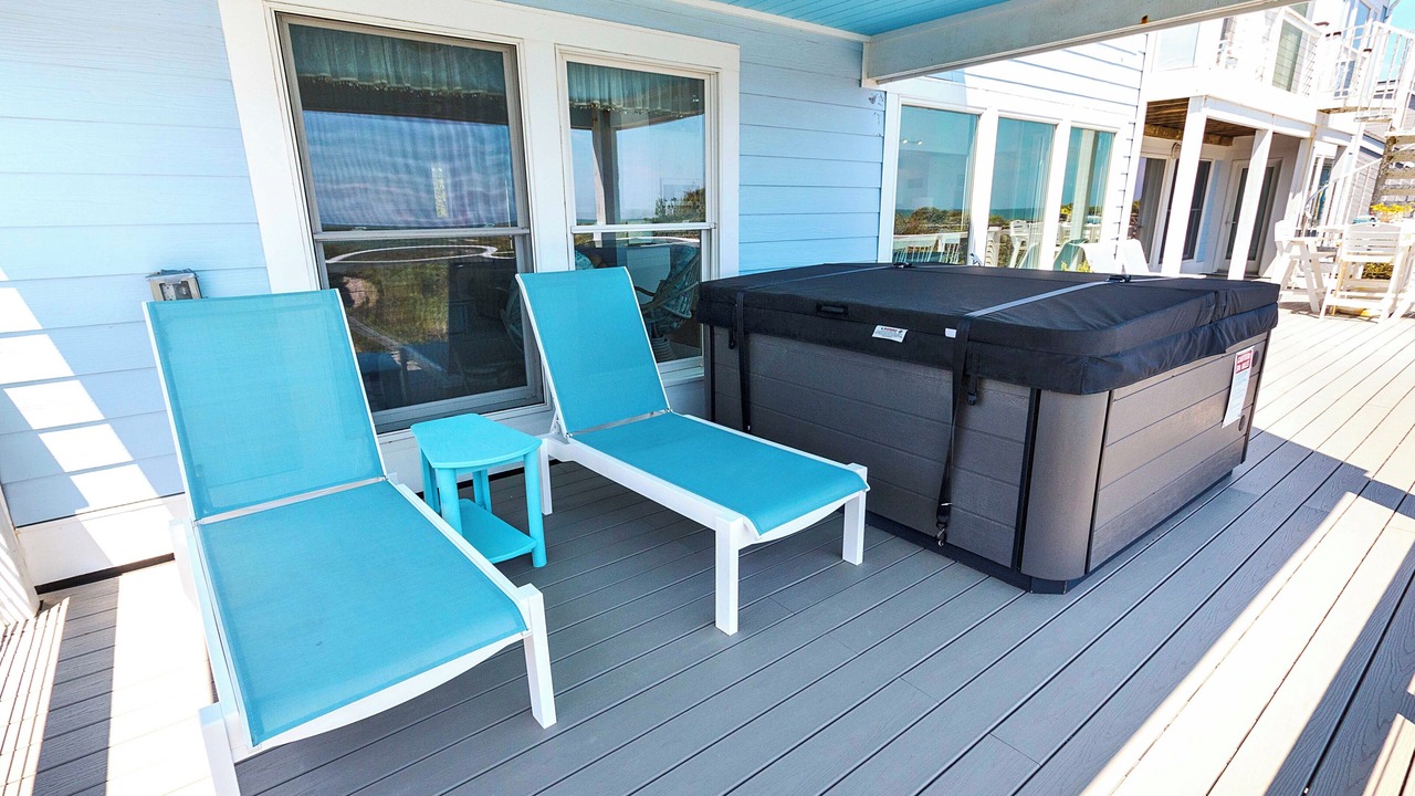 Photo of Patio Balcony in Whalehead Beach