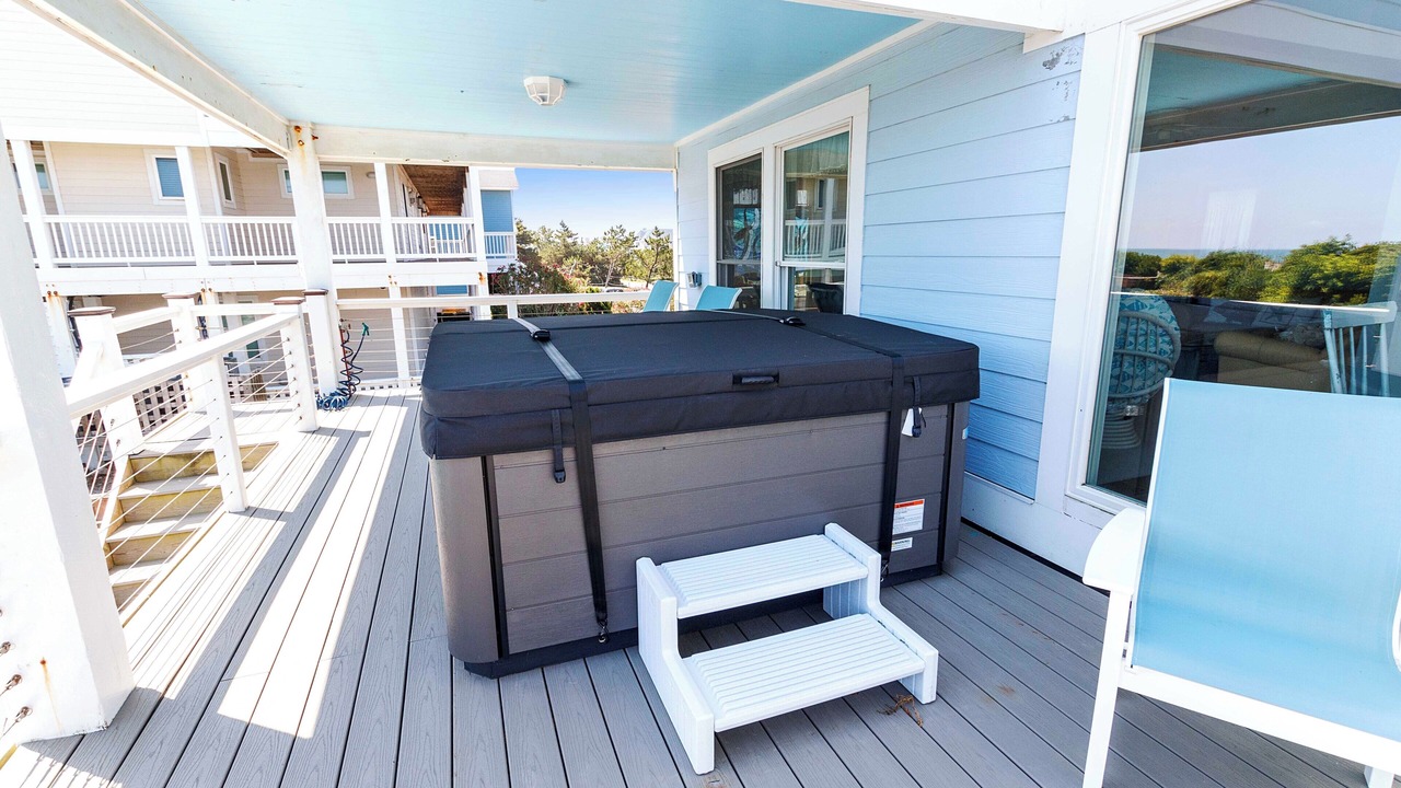 Photo of Patio Balcony in Whalehead Beach