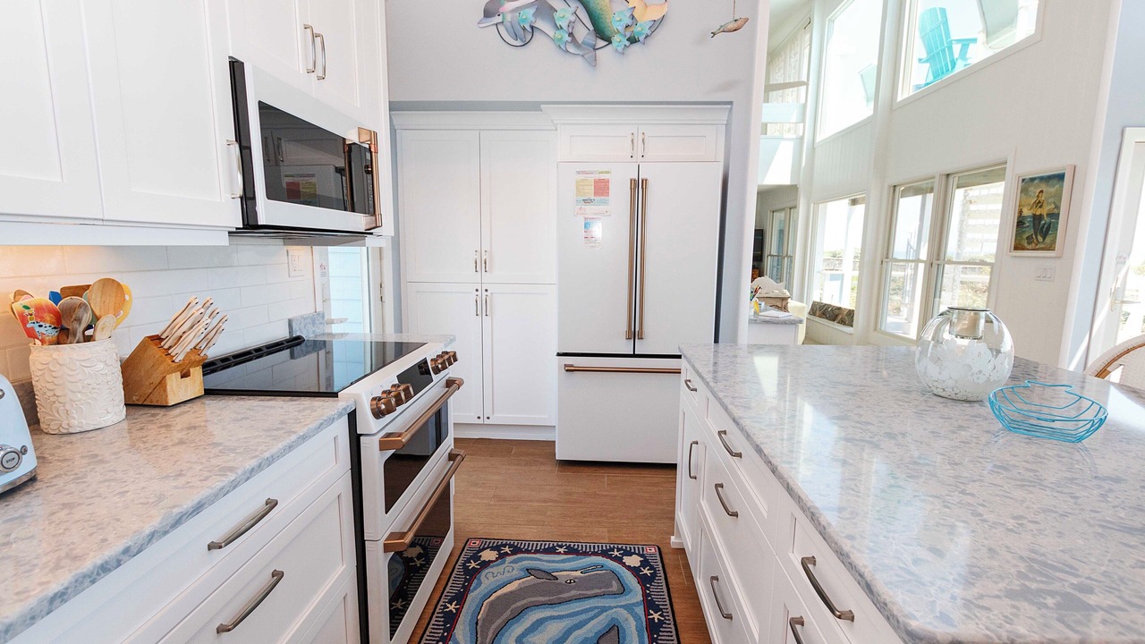 Photo of Kitchen in Whalehead Beach