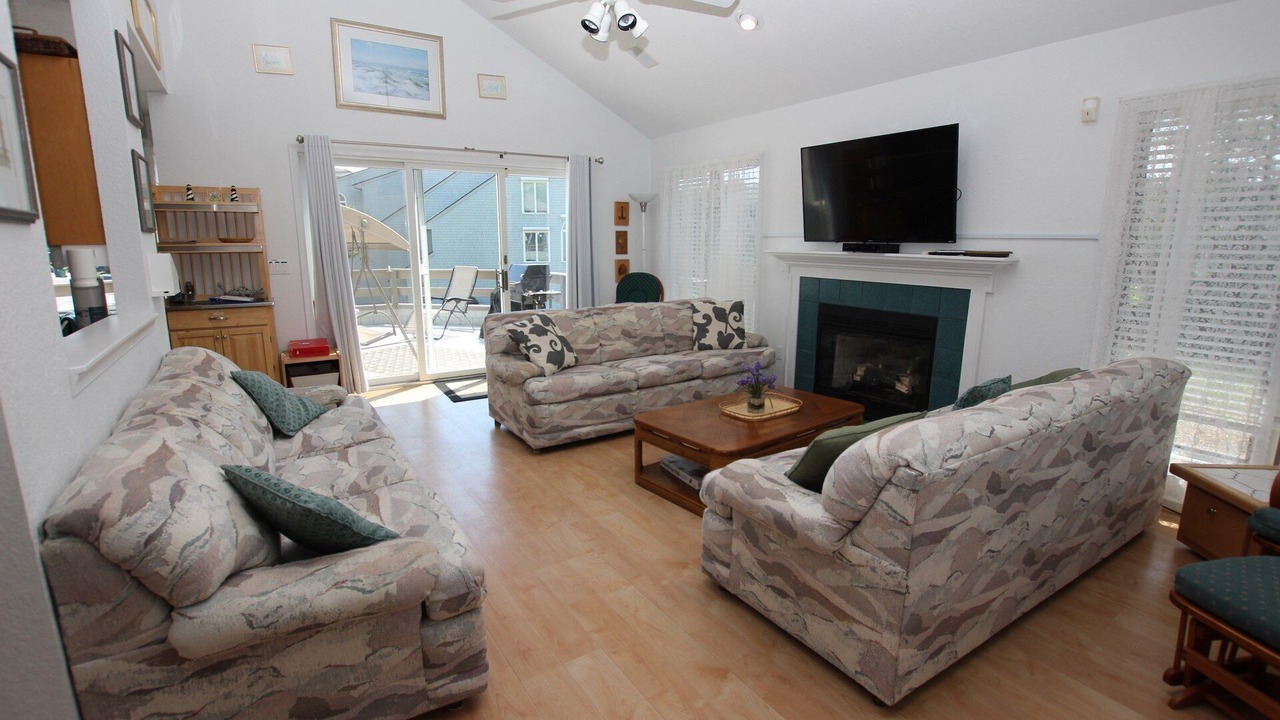 Photo of Livingroom in Corolla Light
