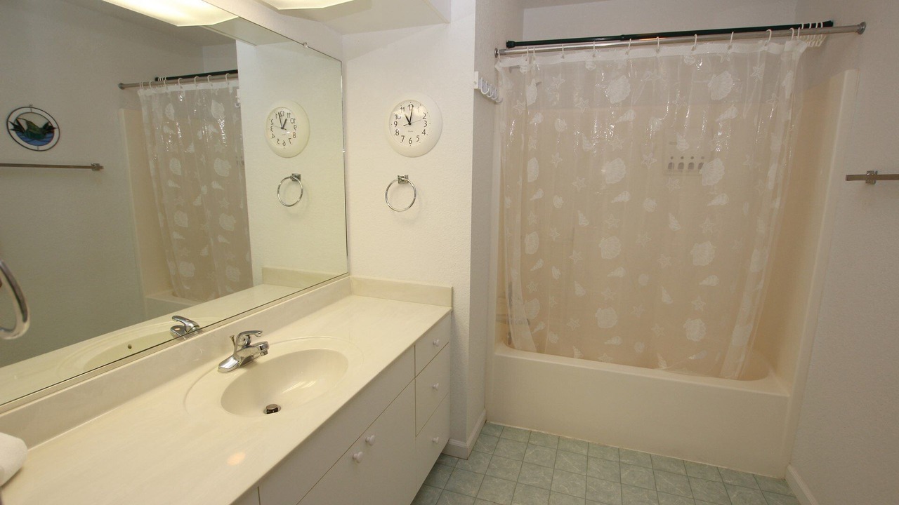 Photo of Bathroom in Corolla Light