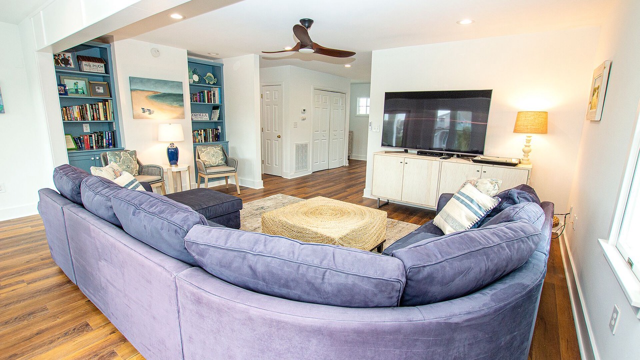 Photo of Livingroom in Pine Island