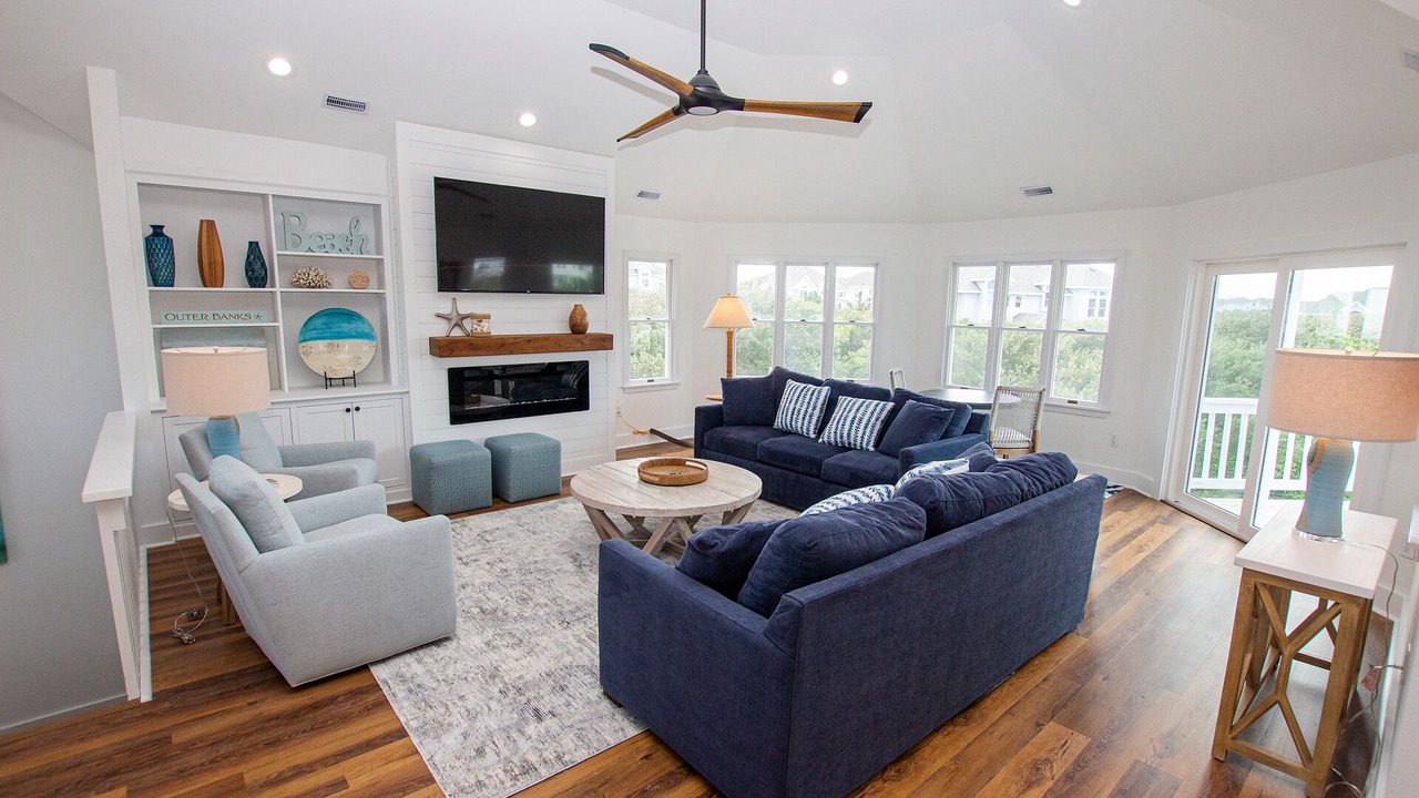 Photo of Livingroom in Pine Island