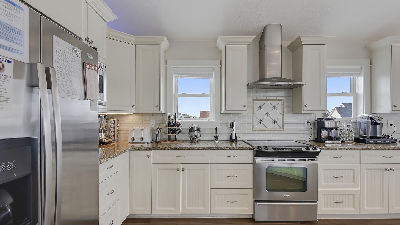 Photo of Kitchen in Corolla Light