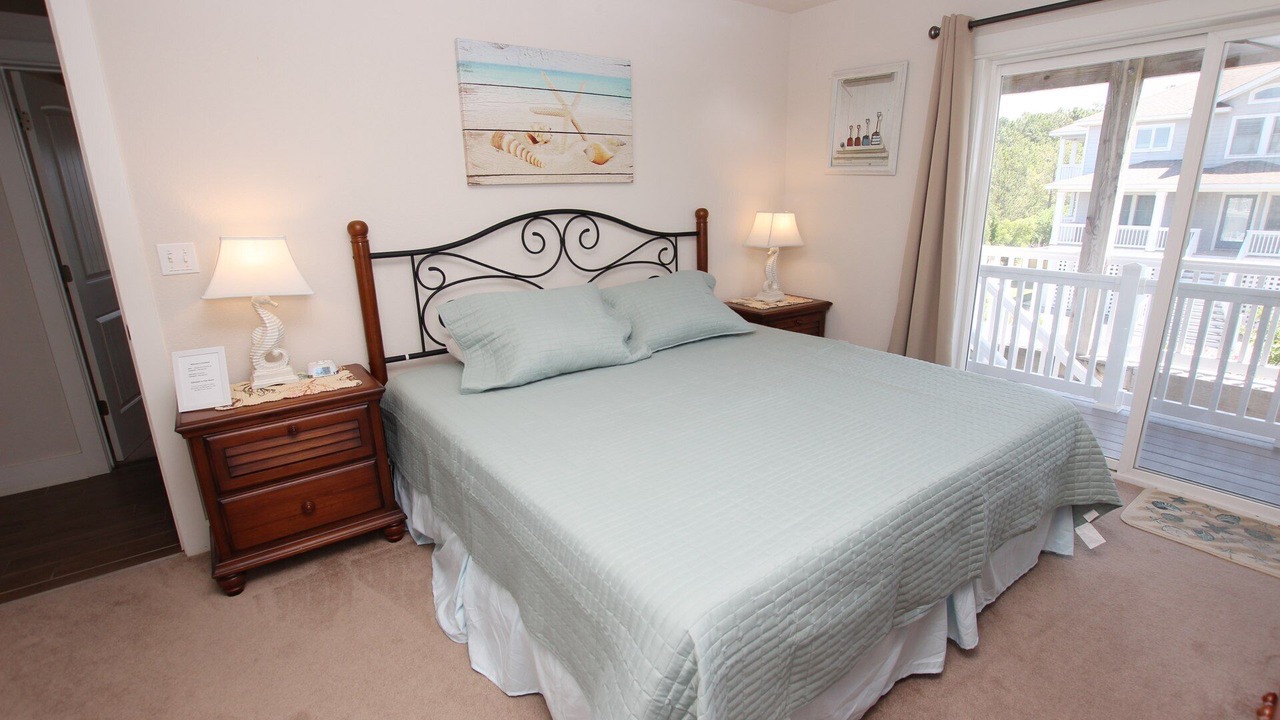 Photo of Bedroom in Corolla Light