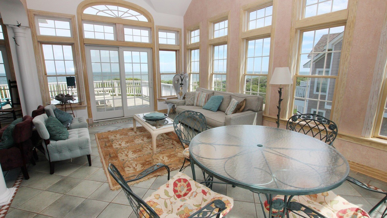 Photo of Livingroom in Pine Island