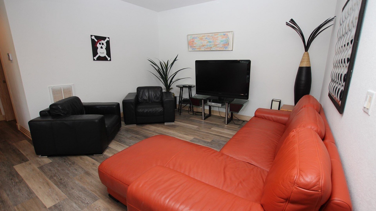 Photo of Livingroom in Pine Island
