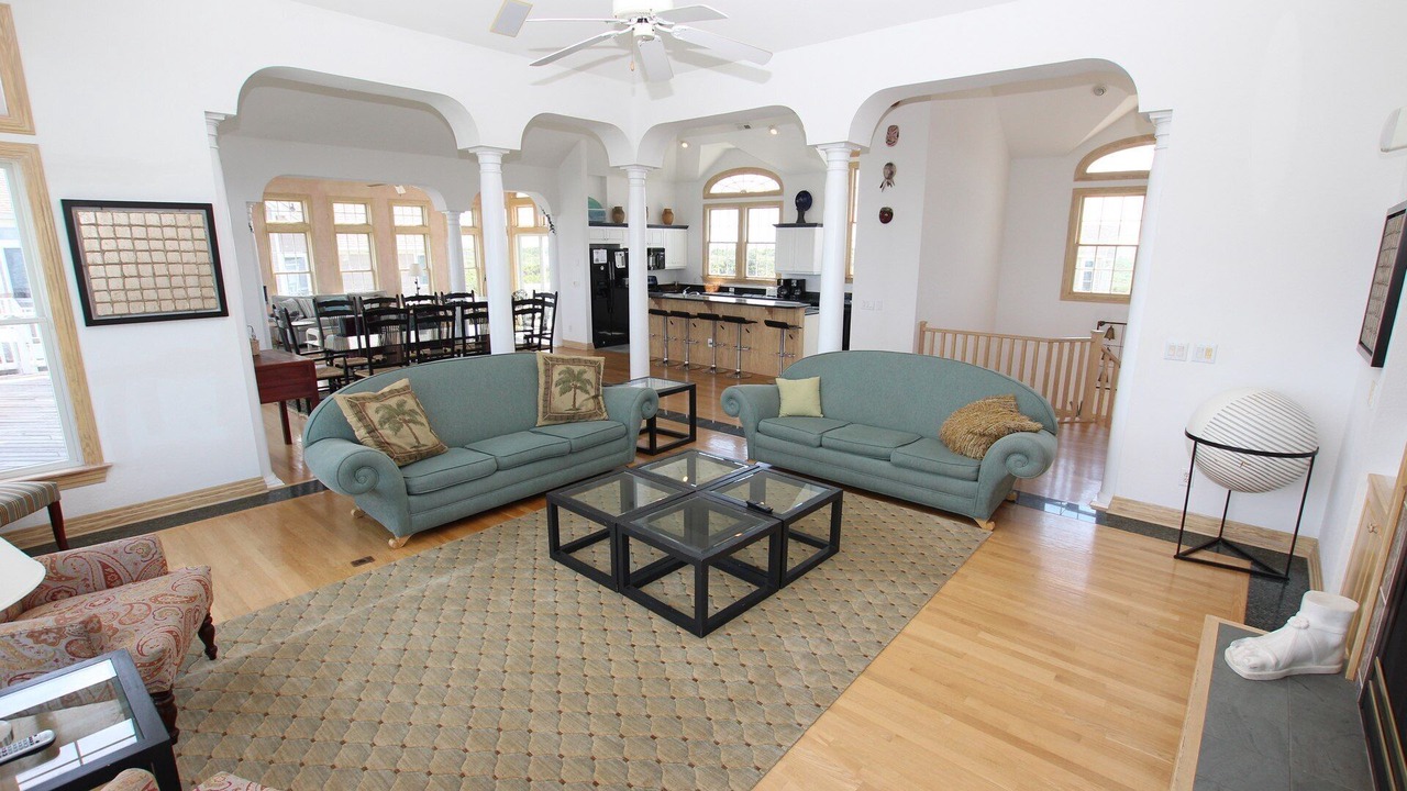 Photo of Livingroom in Pine Island