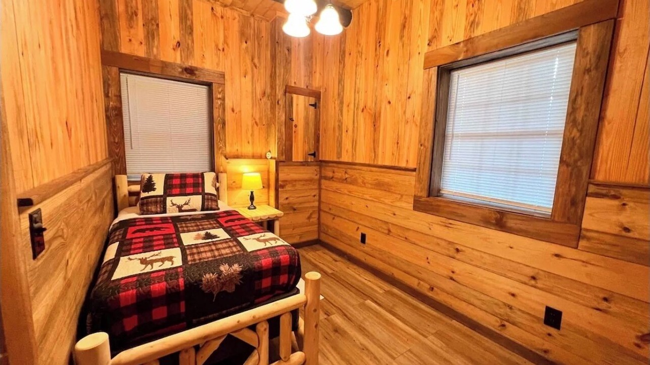 Photo of Bedroom in McGrady