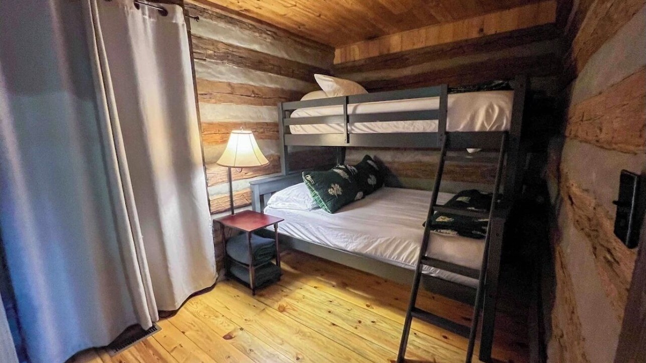 Photo of Bedroom in McGrady