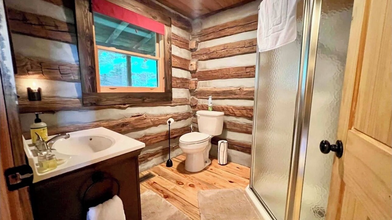 Photo of Bathroom in McGrady