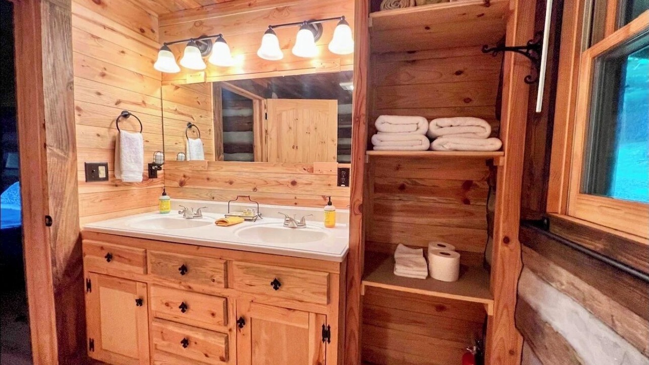 Photo of Bathroom in McGrady