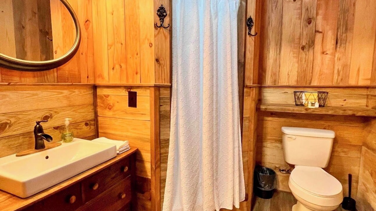 Photo of Bathroom in McGrady
