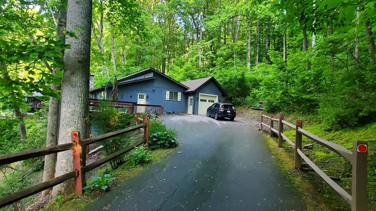 Photo of Others in Maggie Valley