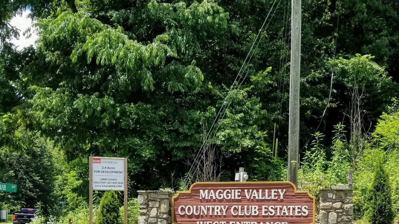 Photo of Others in Maggie Valley