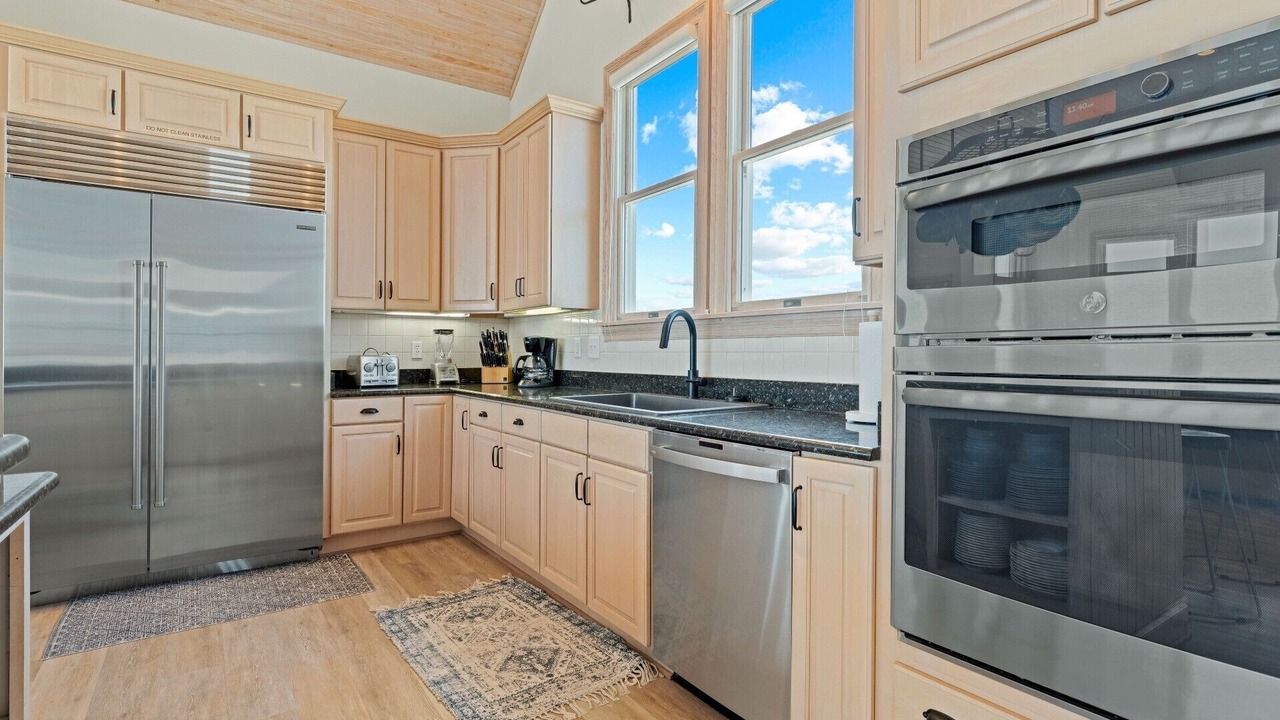 Photo of Kitchen in Manteo