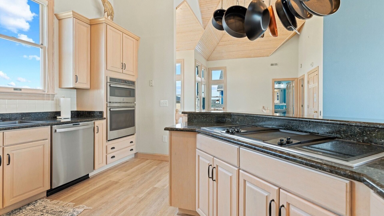 Photo of Kitchen in Manteo