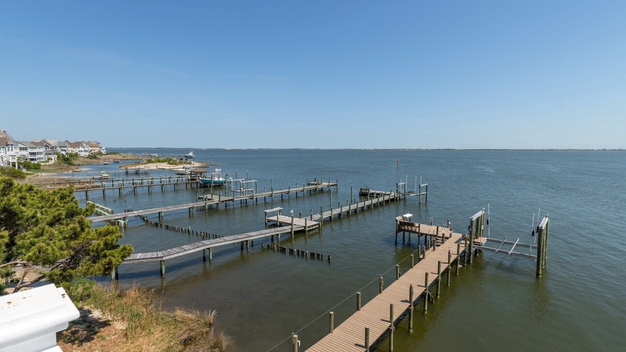 Photo of Others in Manteo