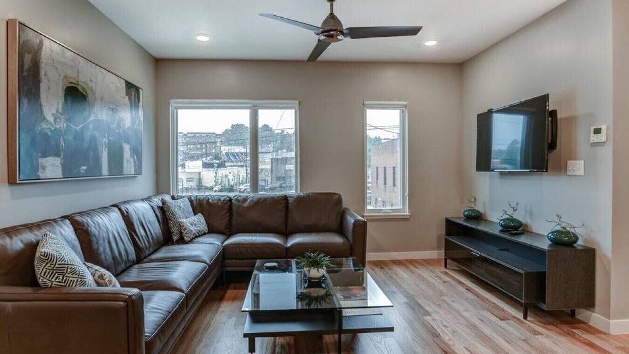 Photo of Livingroom in Asheville
