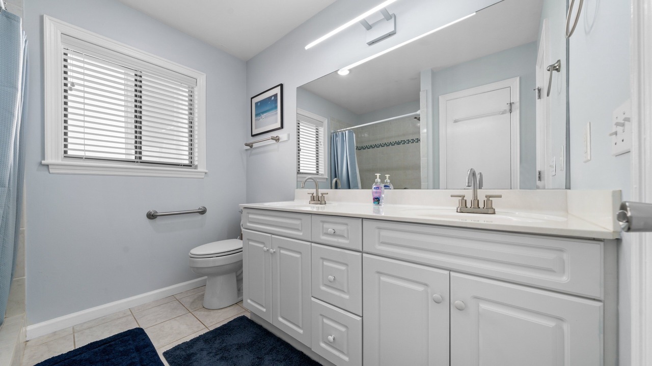 Photo of Bathroom in Kure Beach