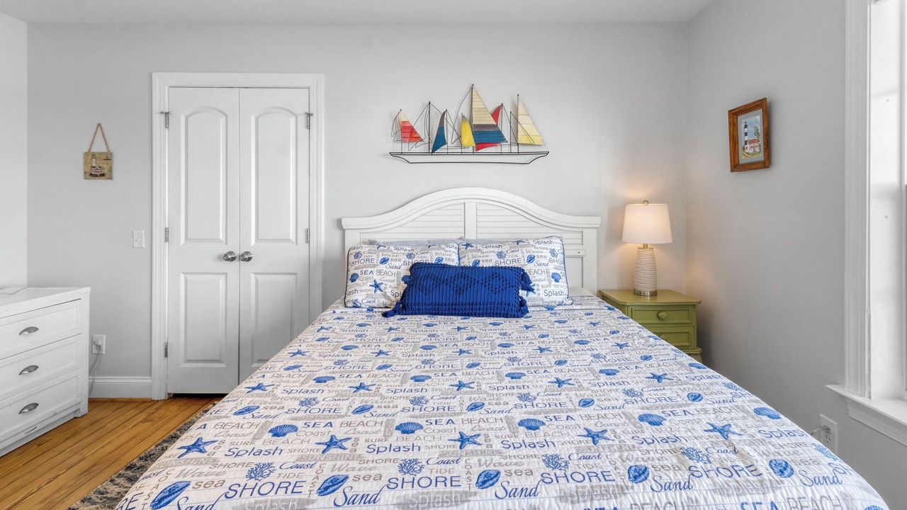 Photo of Bedroom in Ocean City Beach