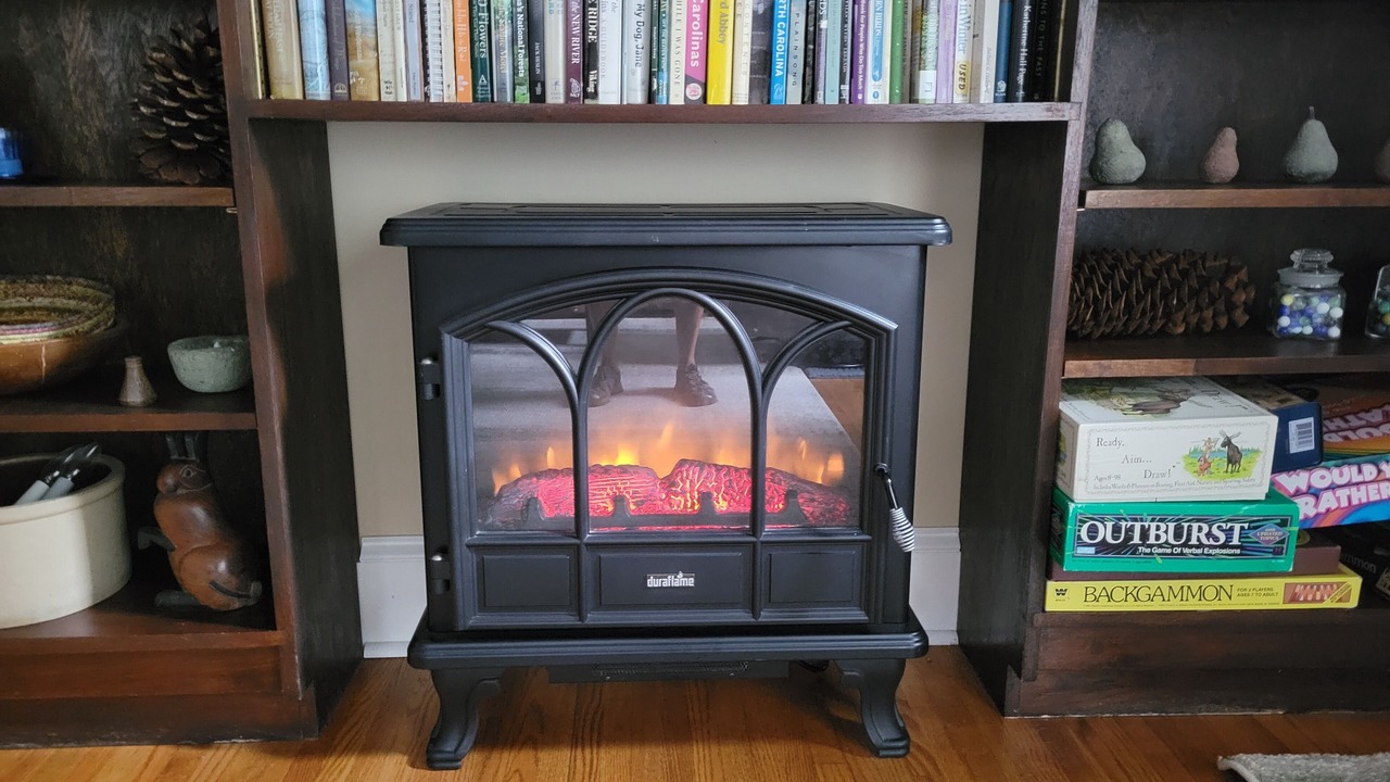 Photo of Livingroom in West Jefferson