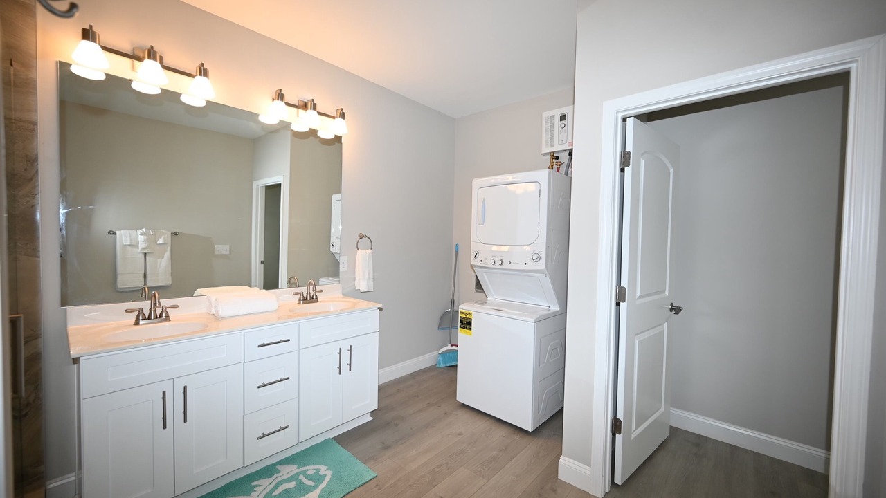 Photo of Bathroom in Sunset Beach