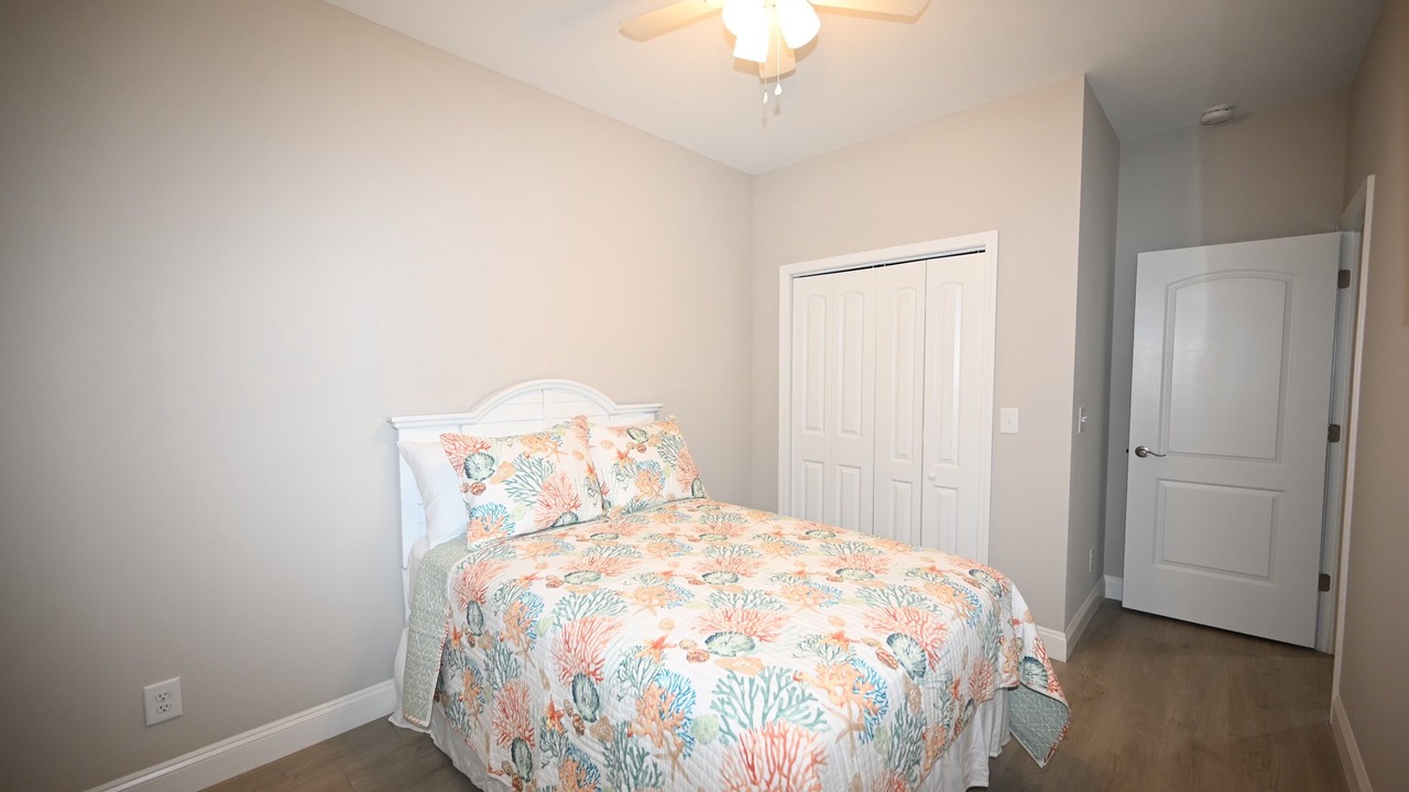Photo of Bedroom in Sunset Beach