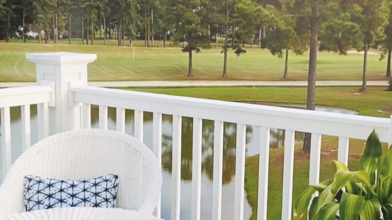 Photo of Patio Balcony in Calabash