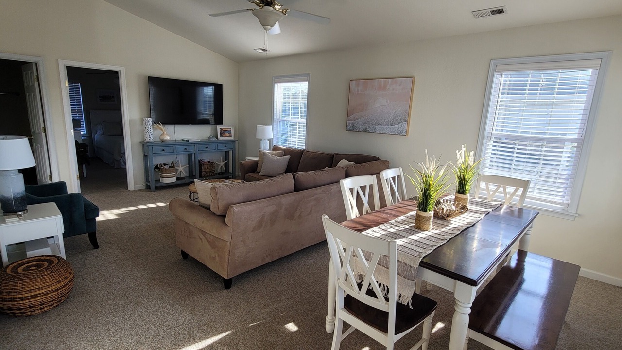 Photo of Bedroom in Colington