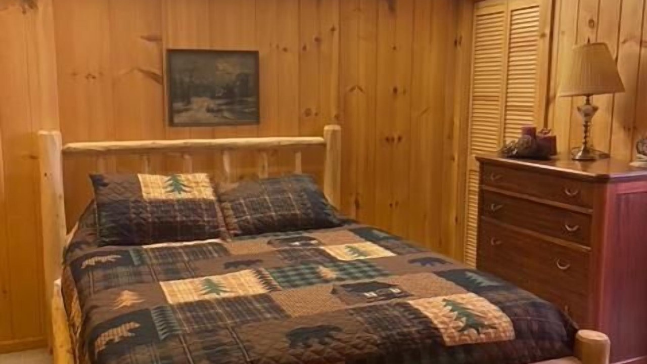 Photo of Bedroom in Lynn