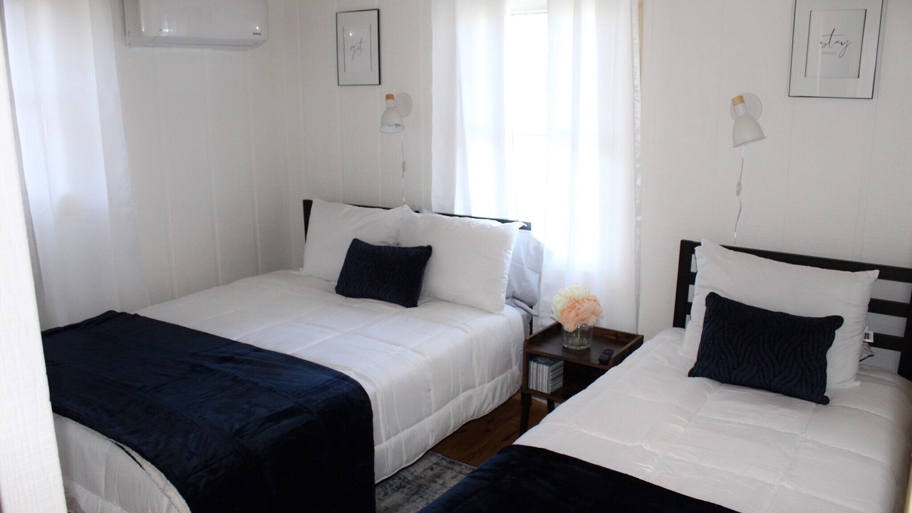 Photo of Bedroom in Elkin