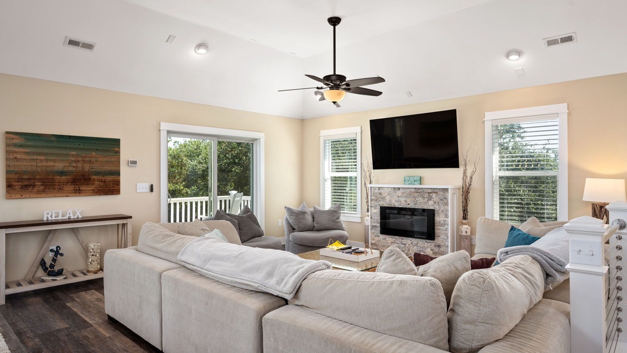 Photo of Bedroom in Whalehead Beach