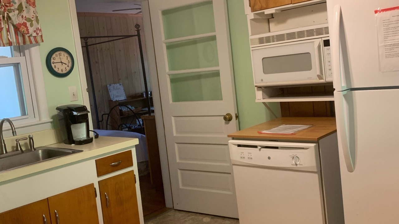 Photo of Kitchen in Barnardsville