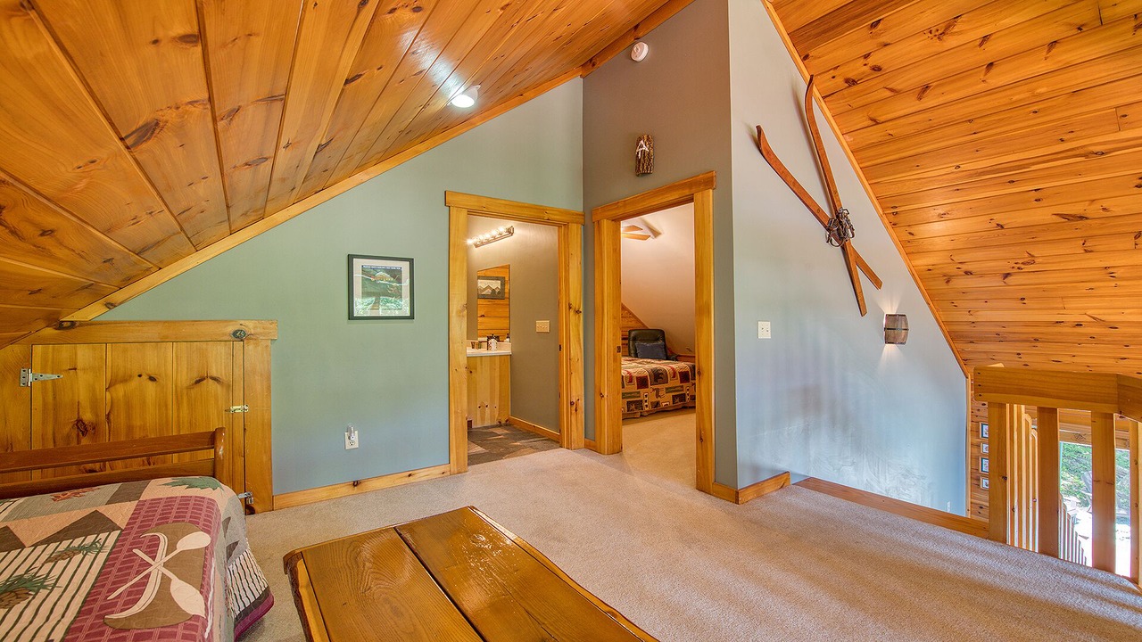 Photo of Bedroom in Maggie Valley