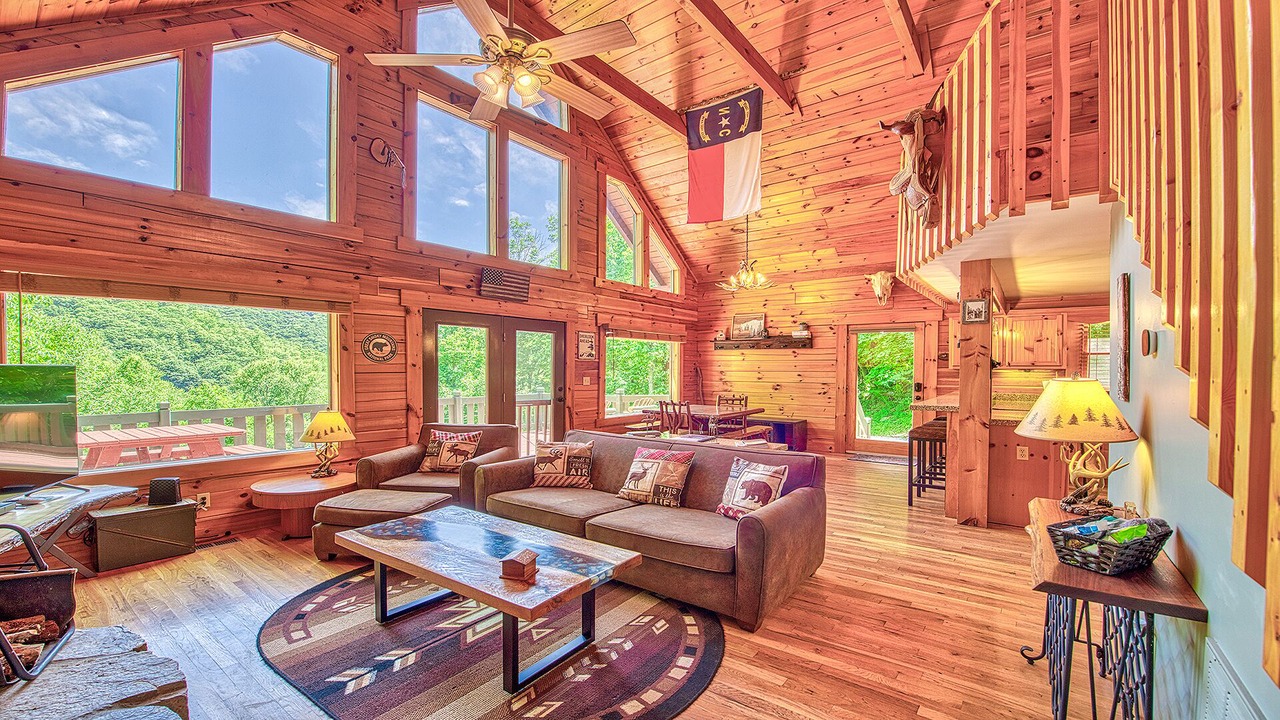 Photo of Livingroom in Maggie Valley