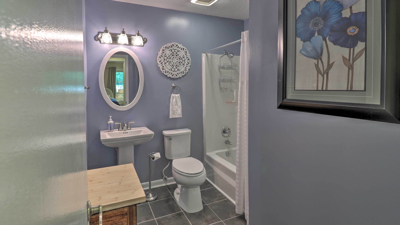 Photo of Bathroom in Hendersonville