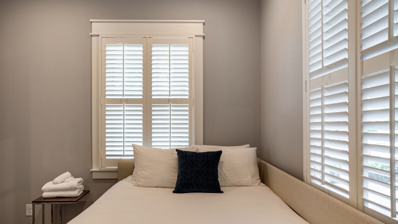 Photo of Bedroom in Historic Waverly