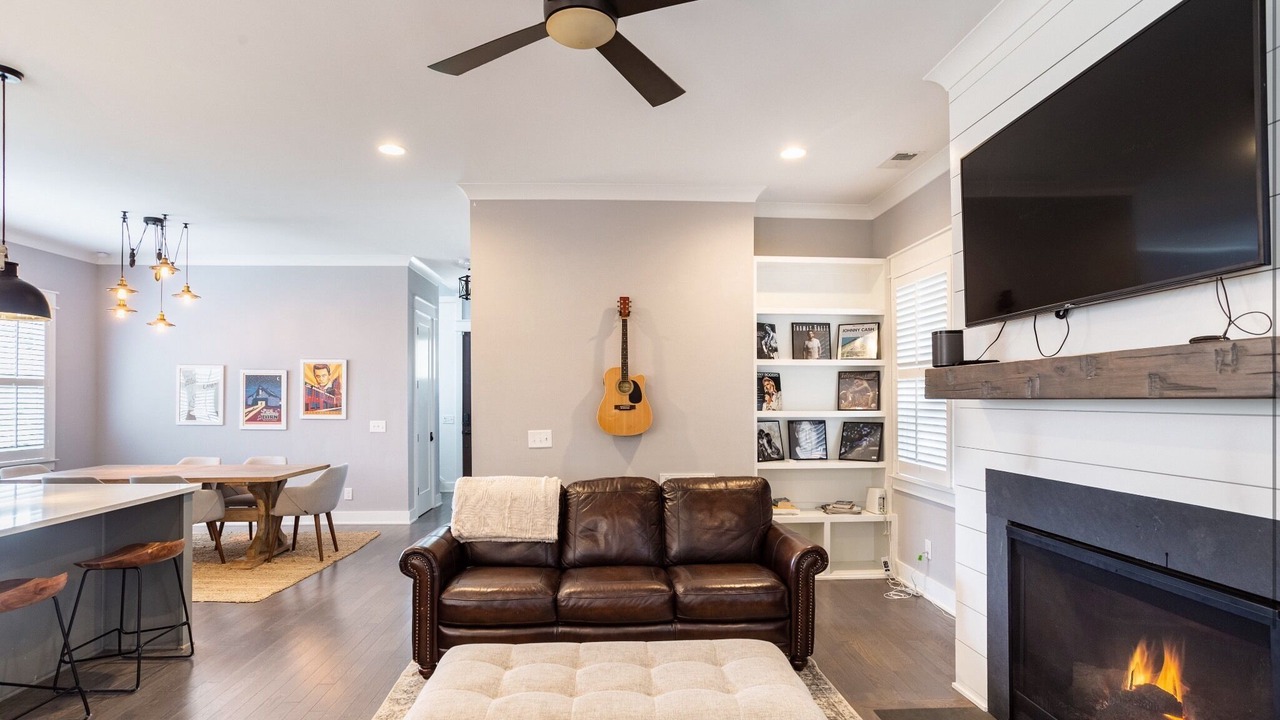 Photo of Bedroom in Historic Waverly