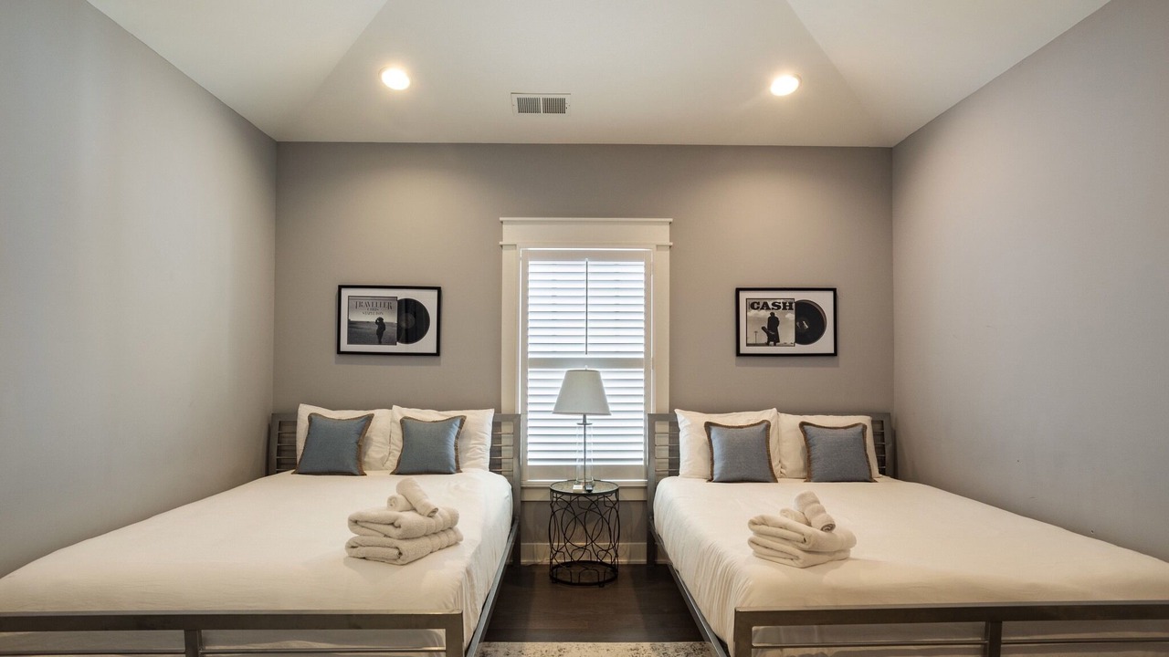 Photo of Bedroom in Historic Waverly