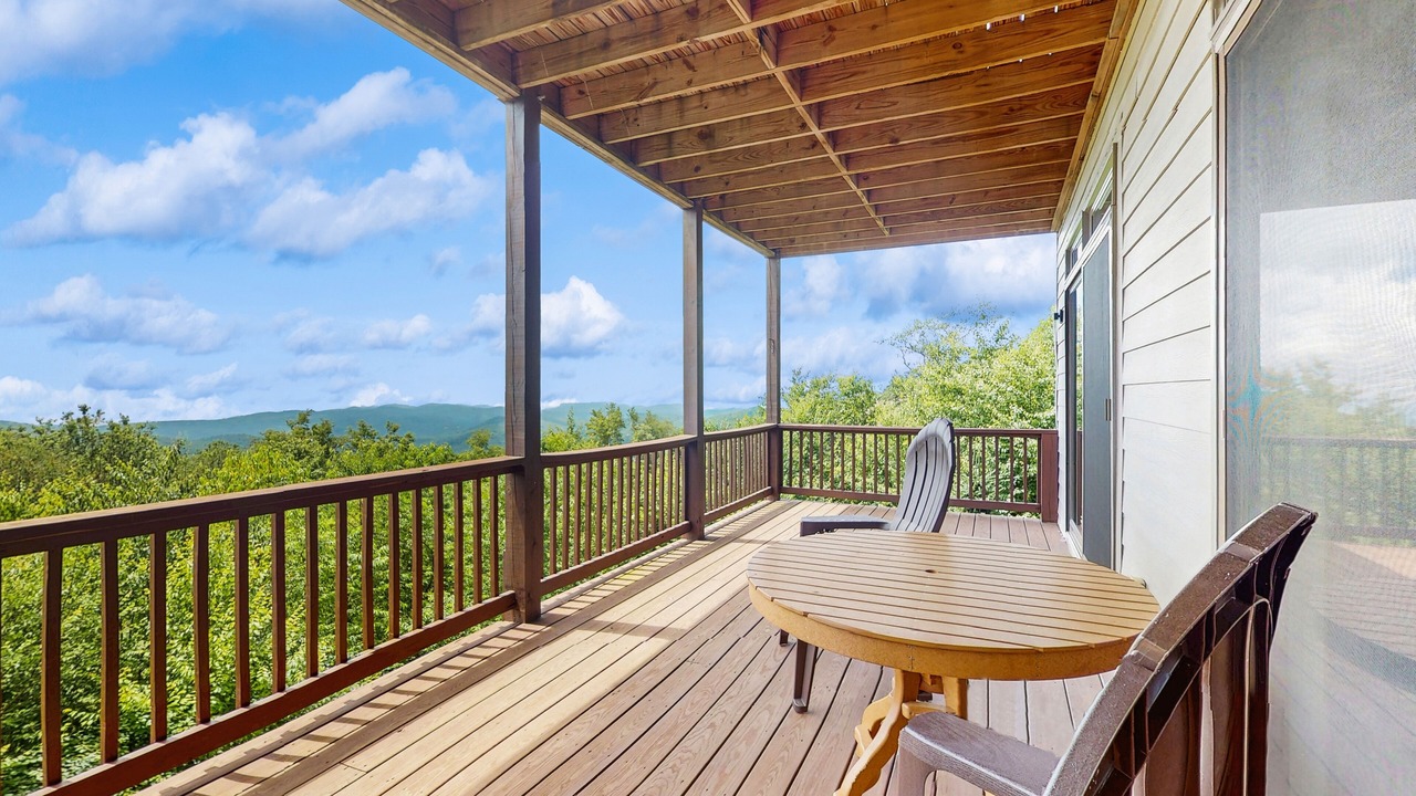 Photo of Patio Balcony in Sugar Mountain