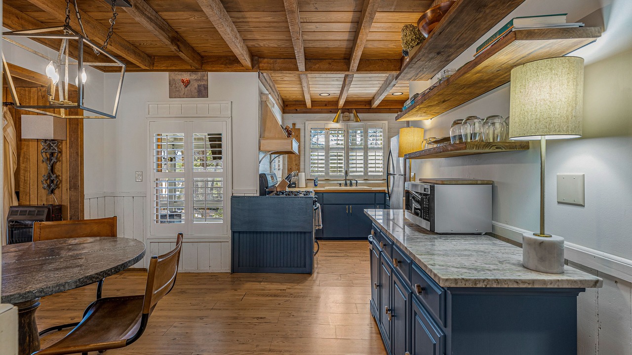 Photo of Kitchen in Mirror Lake