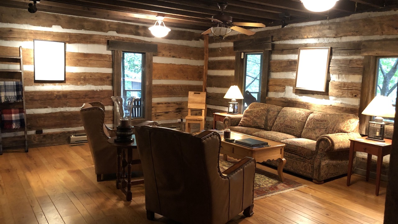 Photo of Bedroom in Hot Springs