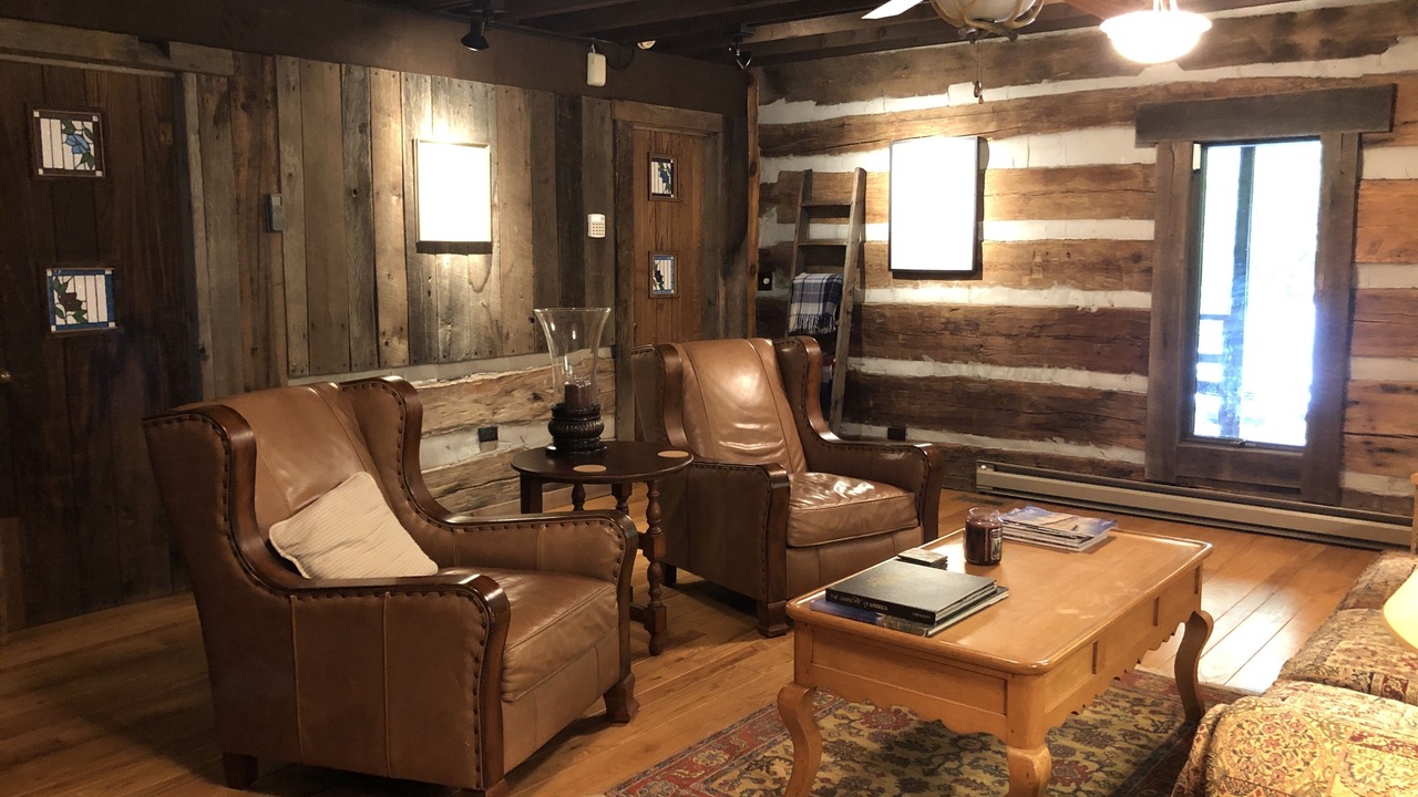 Photo of Bedroom in Hot Springs